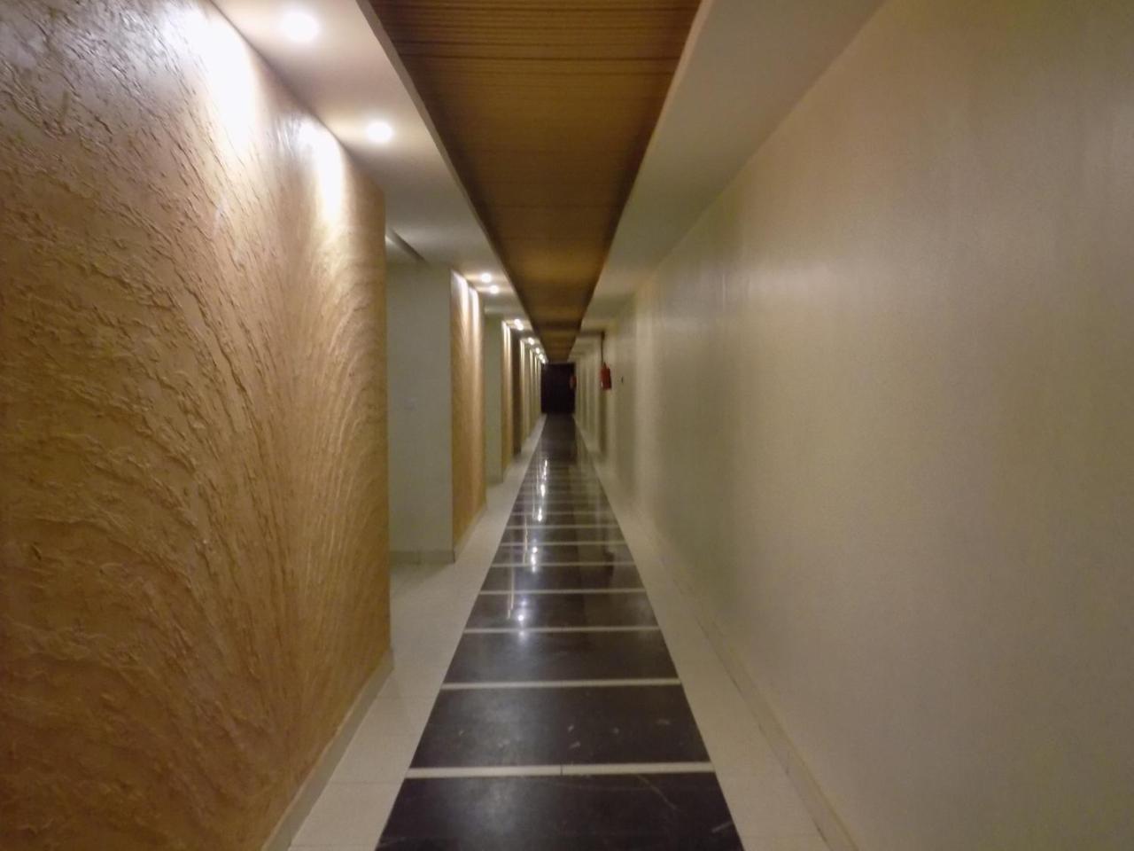 Freedom City Hotel Najjanankumbi Kamapala Kampala Kültér fotó