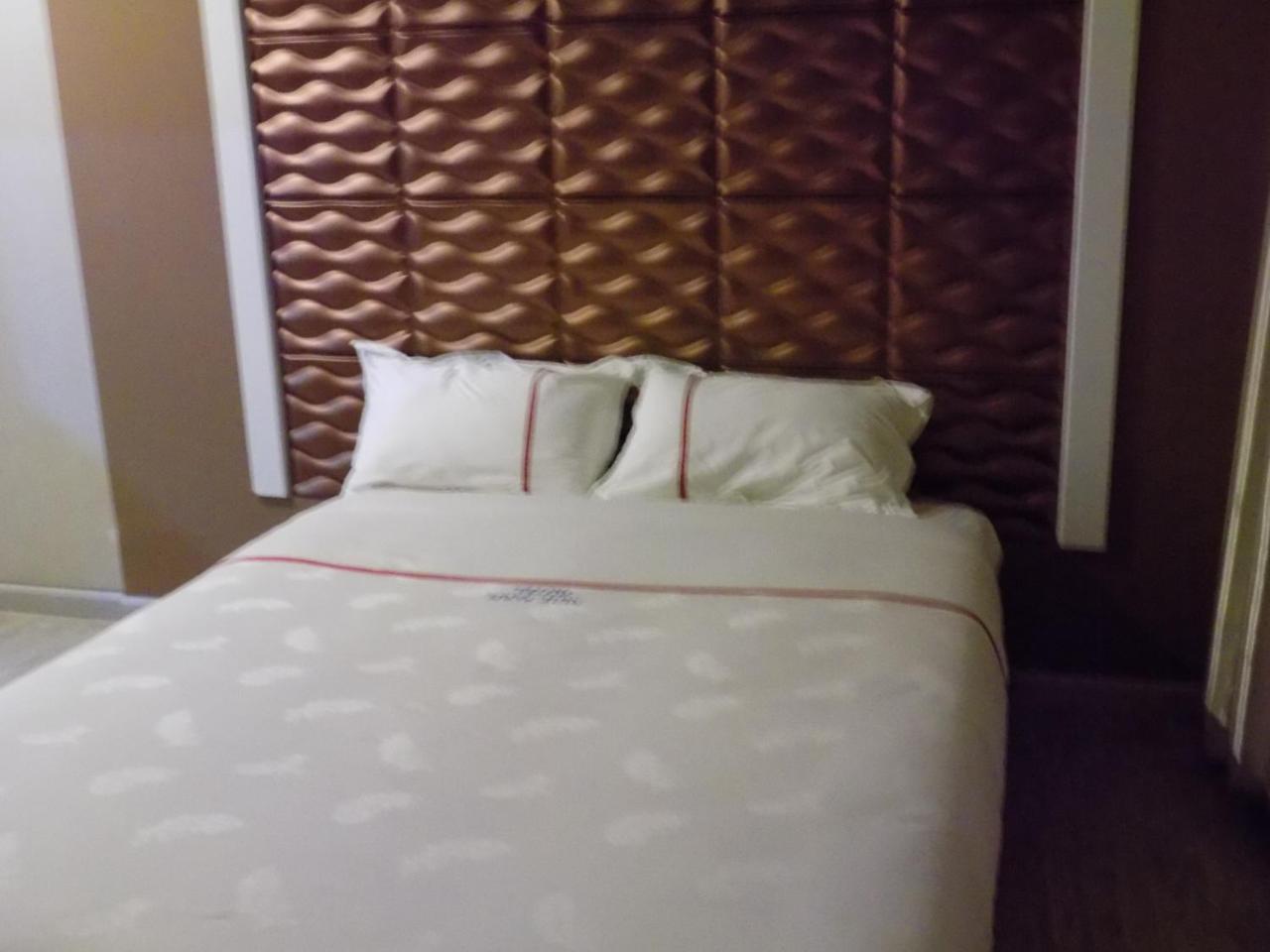 Freedom City Hotel Najjanankumbi Kamapala Kampala Kültér fotó