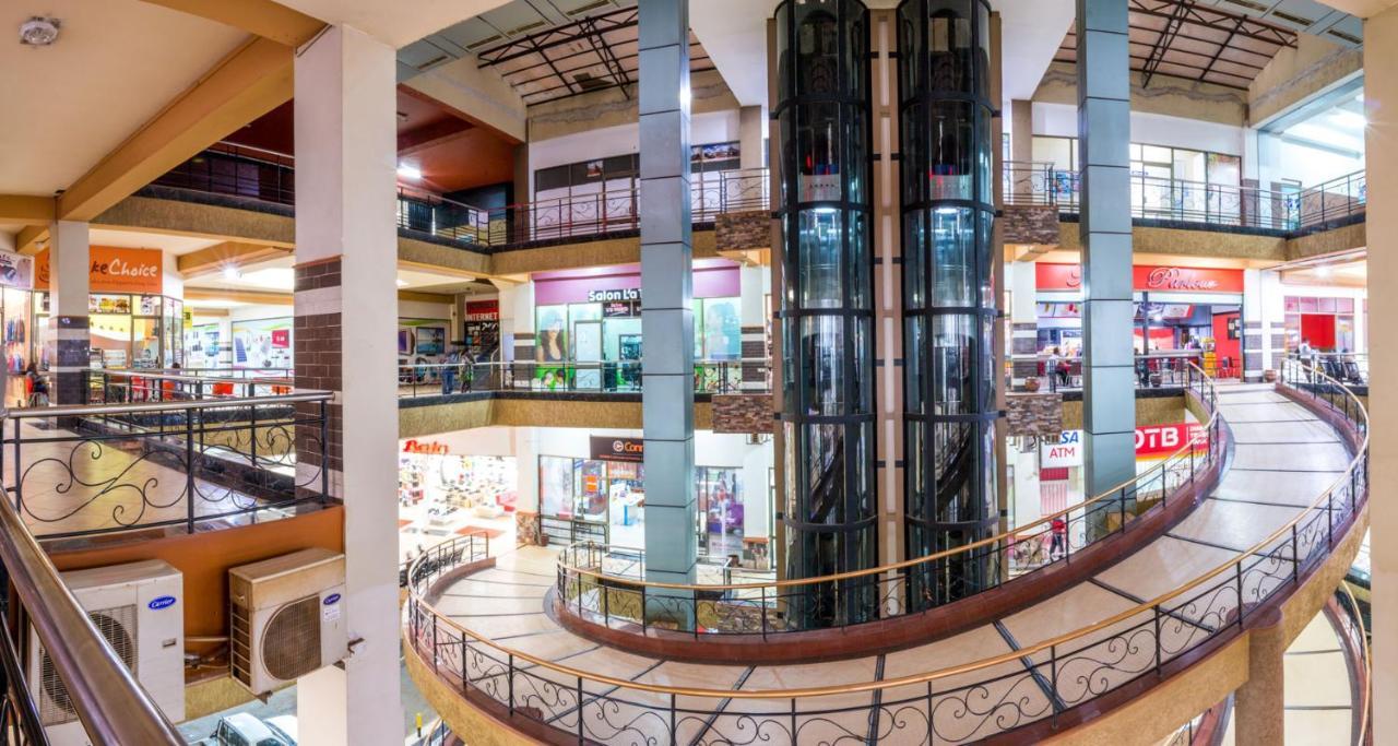 Freedom City Hotel Najjanankumbi Kamapala Kampala Kültér fotó