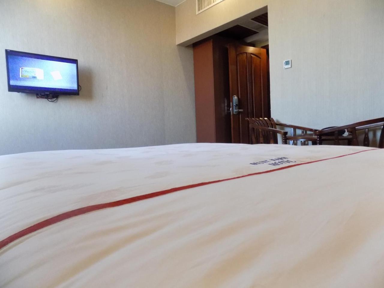 Freedom City Hotel Najjanankumbi Kamapala Kampala Kültér fotó