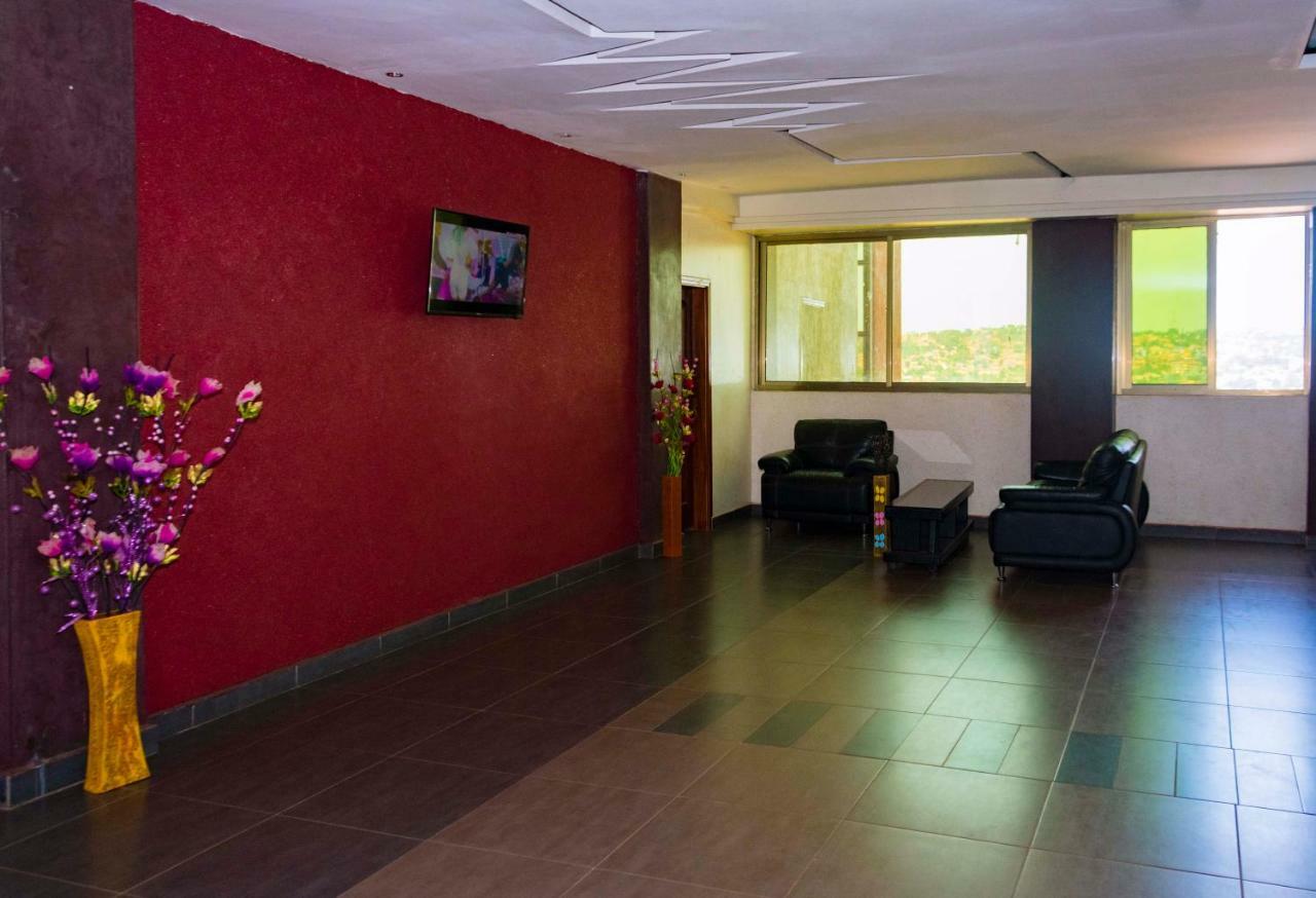 Freedom City Hotel Najjanankumbi Kamapala Kampala Kültér fotó